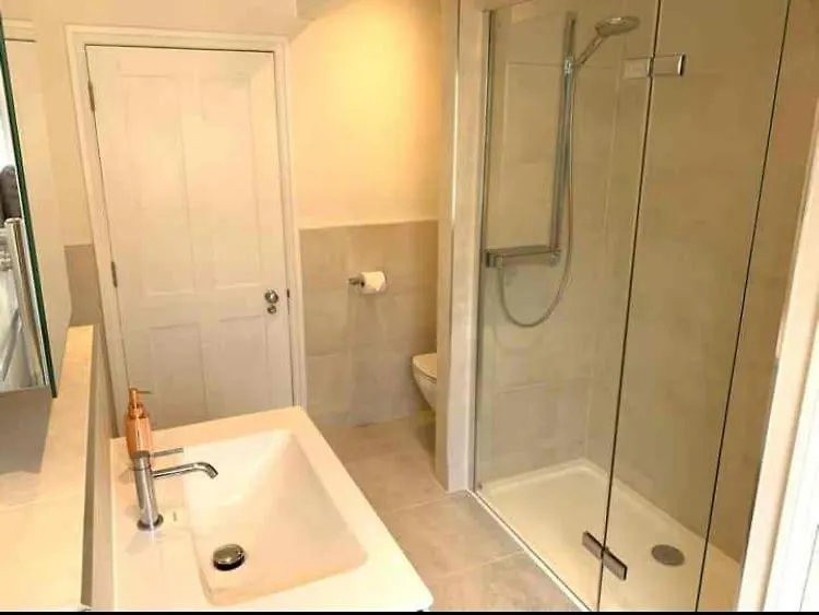 Stunning & Spacious City Centre Flat Bath Apartmán